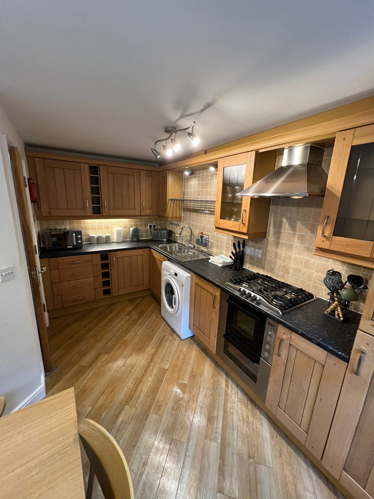 Kitchen — deep clean